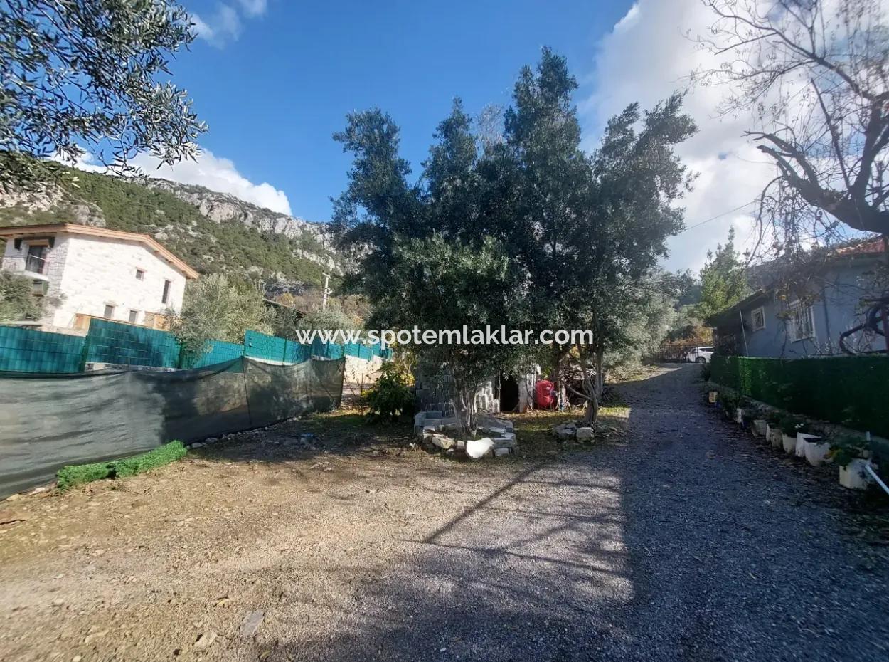 Tiny House Mit Schwimmbad In Der Natur Auf 738 M2 Land In Göcek Zum Notverkauf