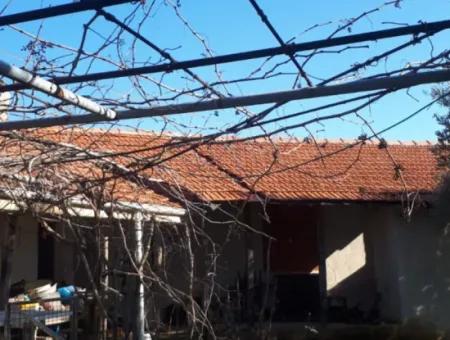 Dorfhaus Zum Verkauf Auf 545 M2 Zoniertem Grundstück In Denizli Kızılağaç