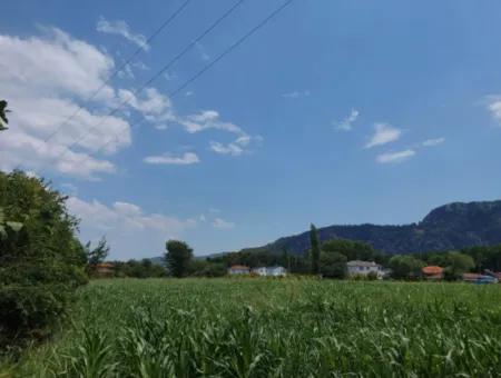 680M2 Schnäppchengrundstück, Das Sich Für Investitionen Eignet, Zum Verkauf An Der Grenze Von Dalyan In Ortaca Okçular