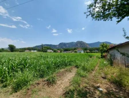 680M2 Schnäppchengrundstück, Das Sich Für Investitionen Eignet, Zum Verkauf An Der Grenze Von Dalyan In Ortaca Okçular