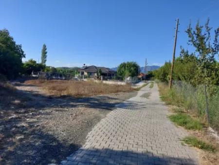 Zu Verkaufen In Köyceğiz Pappel, 80 M2 Baulizenz Bereit 1.200 M2 Zoniertes Land