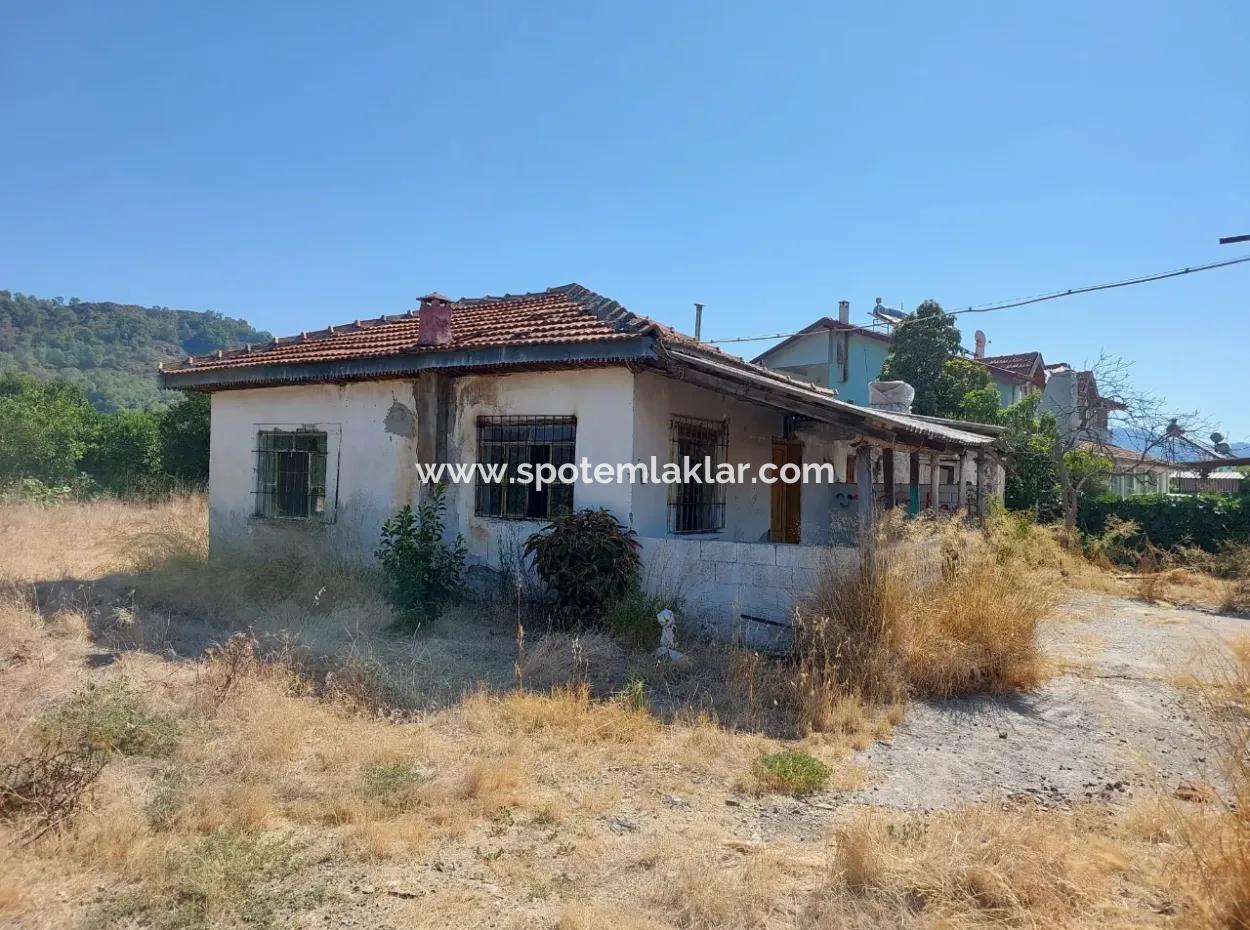 Muğla Ortaca Ekşiliyurt Detached 950 M2 Land Village House And Barn For Sale