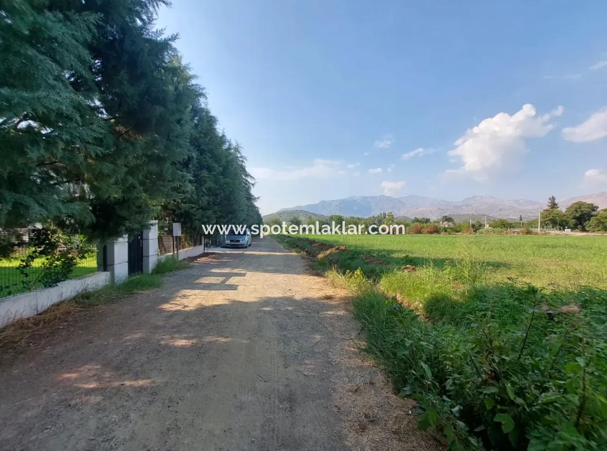 Detached 1 000 M2, 250M2 Bargain Land With Construction Rights For Sale In Köyceğiz Beyobasi