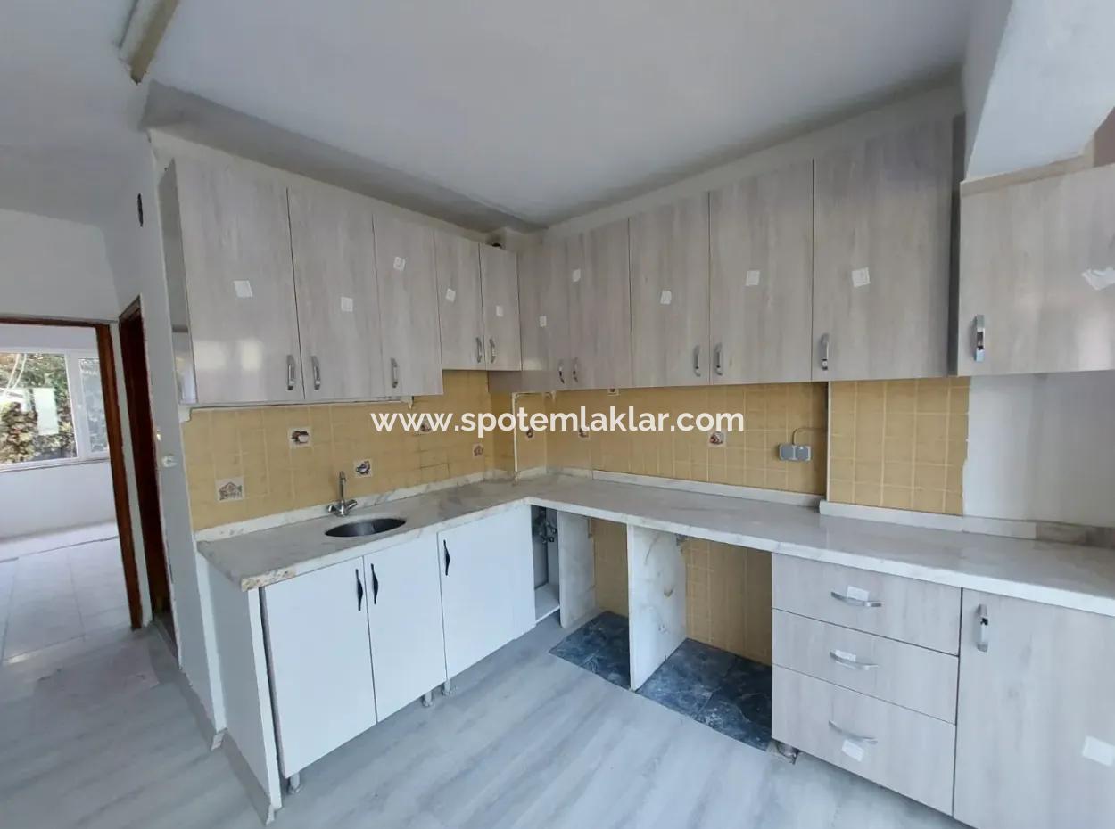 Unfurnished 2 1, 80M2 Apartment For Rent In The Center Of Ortaca Dalyan