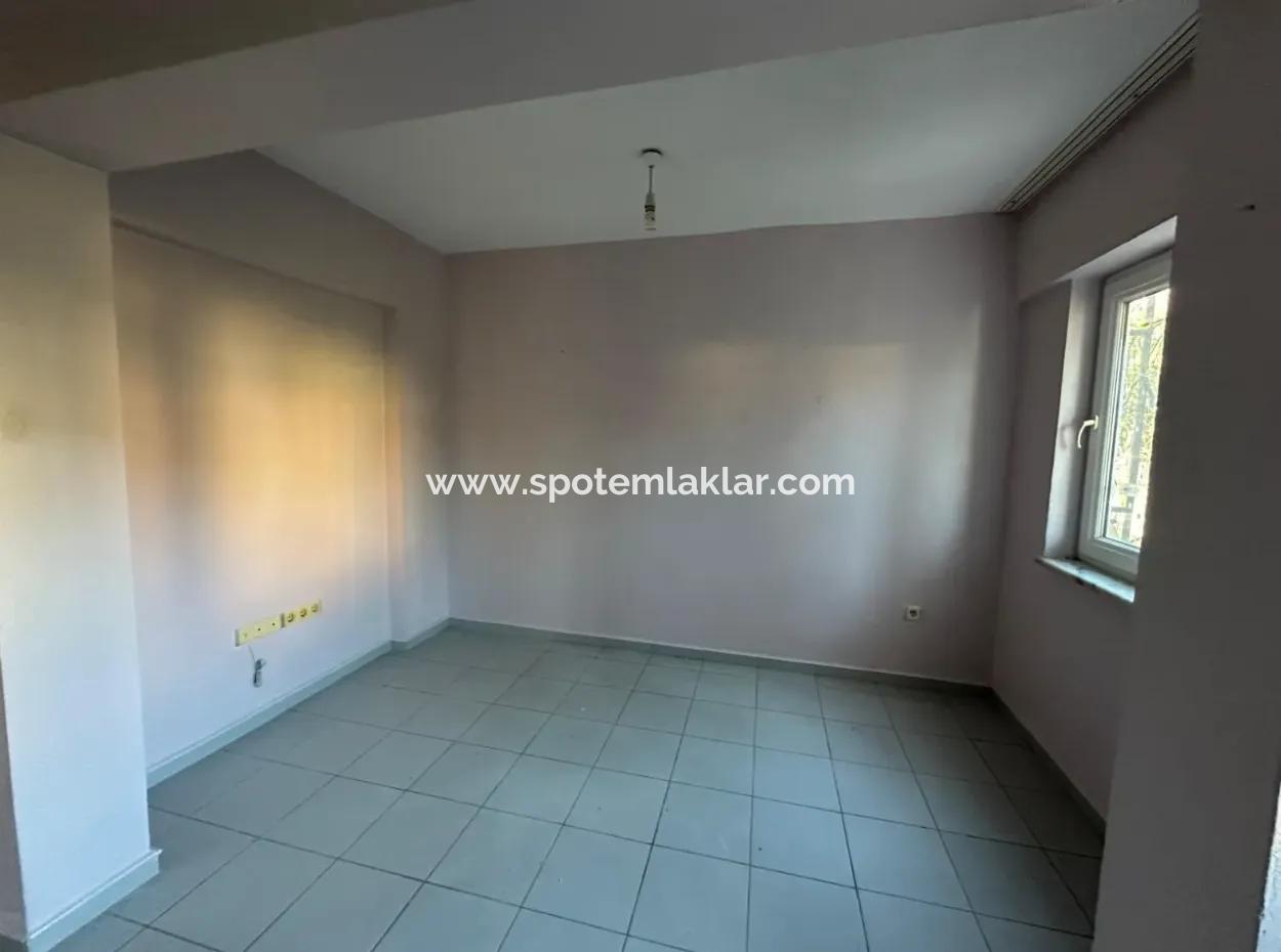 Muğla Ortaca Bahçelievler 1 1, 65 M2 Apartment For Rent