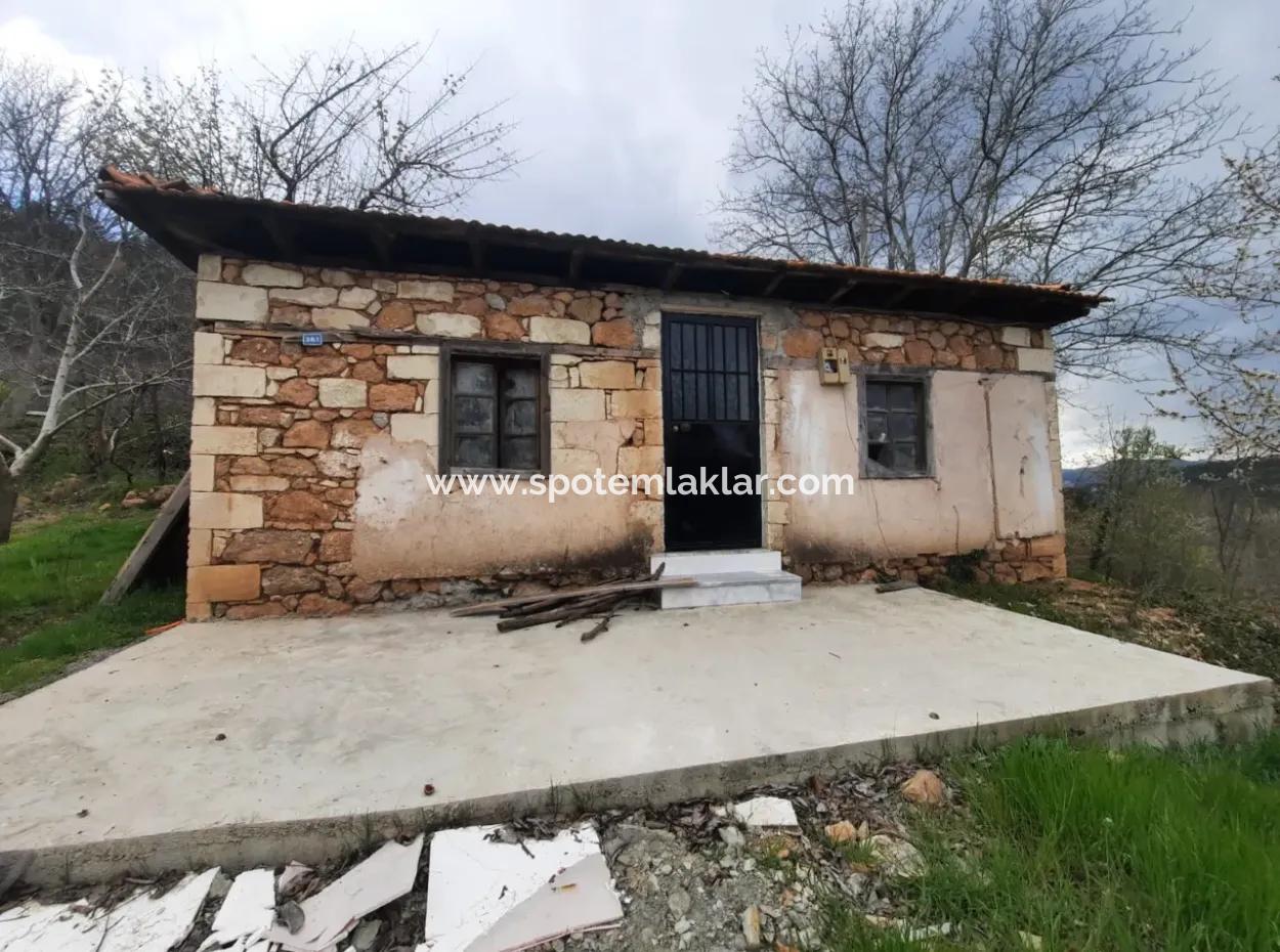 Stone Village House And 1042 M2 Detached Land For Sale On A 504 M2 Plot In Çameli, Cevizli