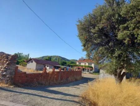 750M2 Detached Valuable Land Suitable For Investment In The Center Of Köyceğiz Beyobası For Sale