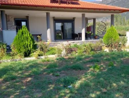 210 M2 Single Storey Well-Maintained House On 780 M2 Plot In Köyceğiz Yanida For Sale