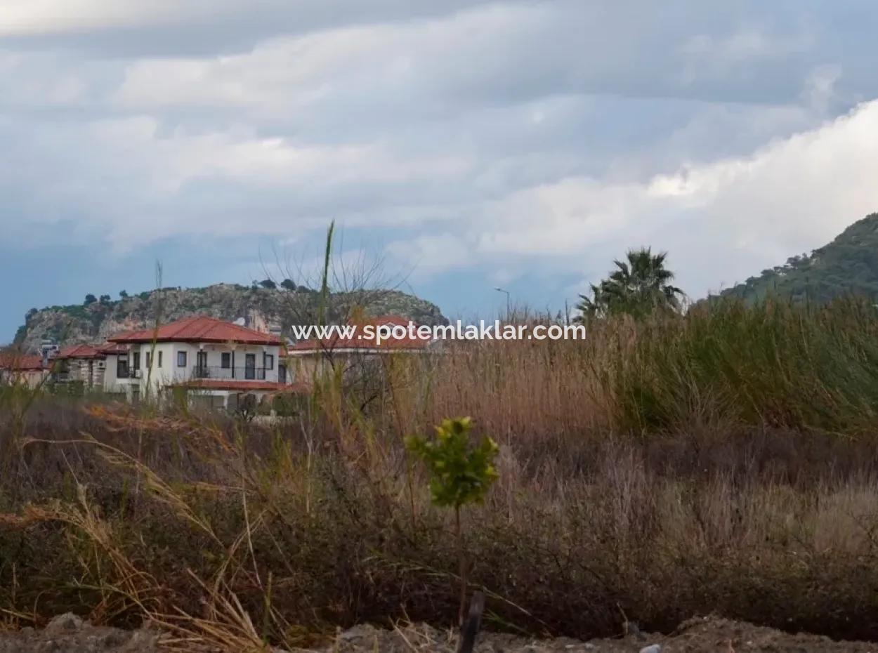 Dalyan Da Satılık Kanala Yakın Turizm İmarlı Arsa